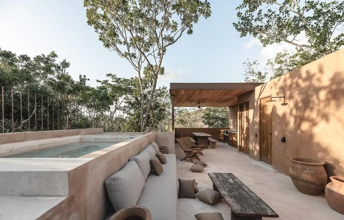 Boho Organic 3Br Villa, Gated Community, Rooftop Tulum 0*,  México